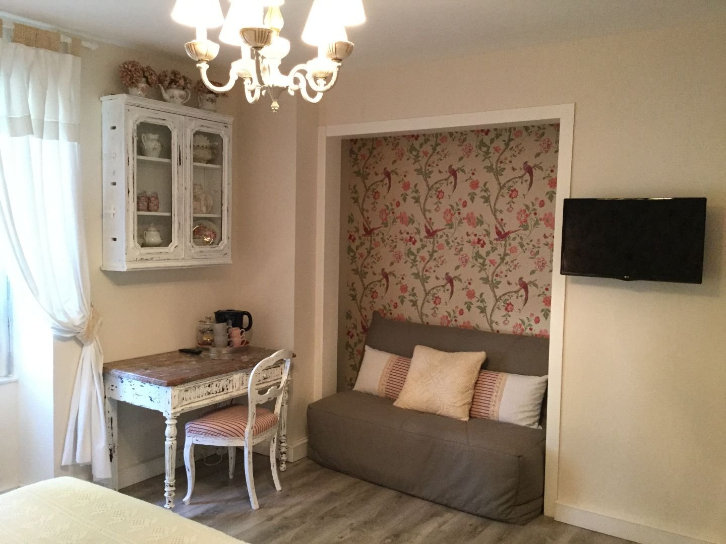 Photo of Shabby Room